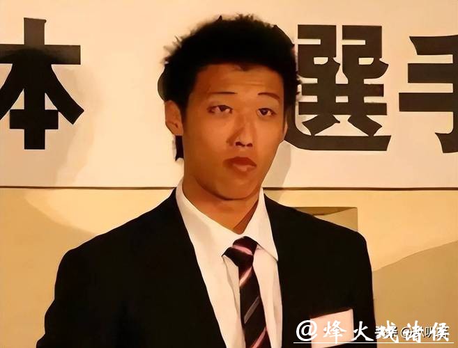 一边骂中国一边想捞金!张本天杰日本混不下去,竟想回国蹭红利 一边骂中国一边想捞金!张本天杰日本混不下去,竟想回国蹭红利